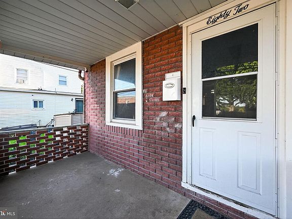 3rd image of 82 Marple Ave