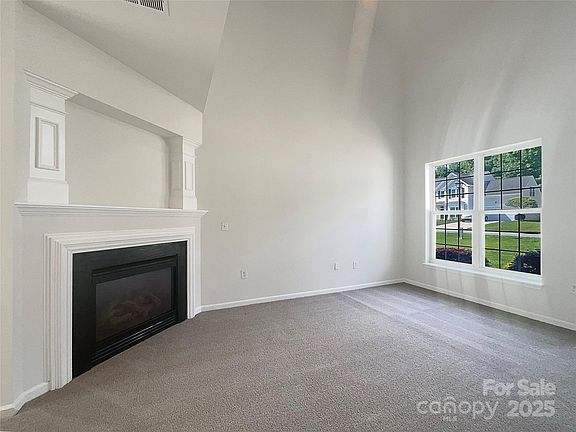 3rd image of 177 Jacobs Woods Cir