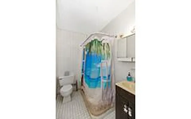 Rented by Douglas Elliman | media 10