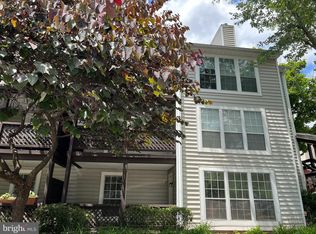 10142 Oakton Terrace Rd, Oakton, VA 22124