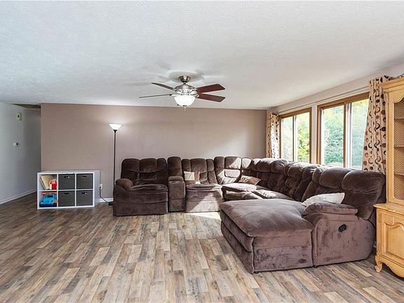 4th image of 8211 Autumn Mill Ln