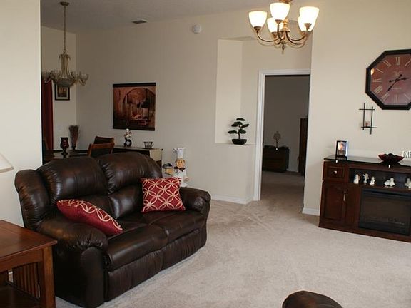 5th image of 1180 Sherbrook Dr