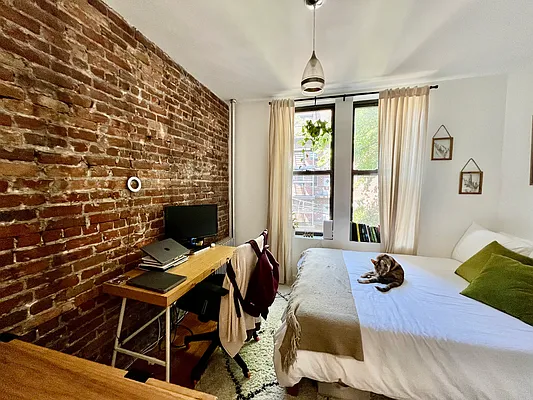 Rented by Ideal Properties Group | media 18