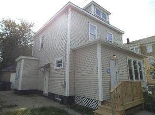 195 Oakland Ave, Providence, RI 02908