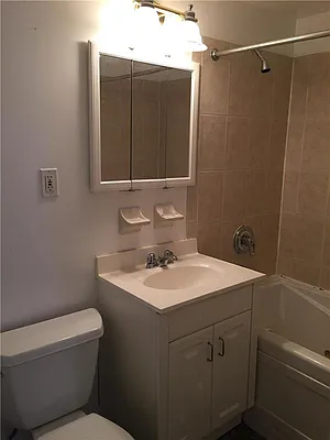 Rented by Clatter Realty Inc. | media 38