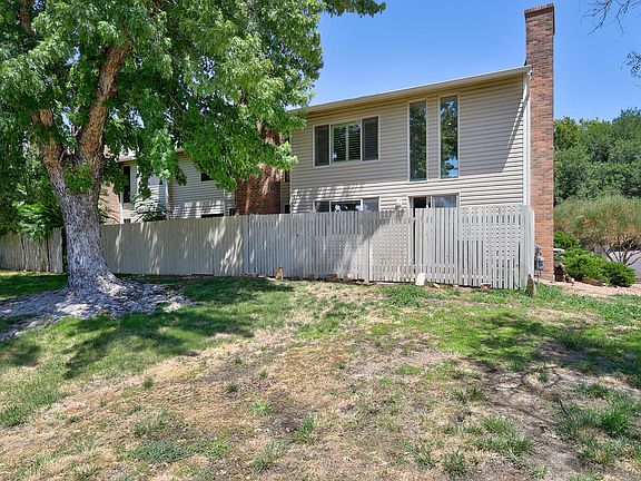 2nd image of 23 Westlake Dr NE