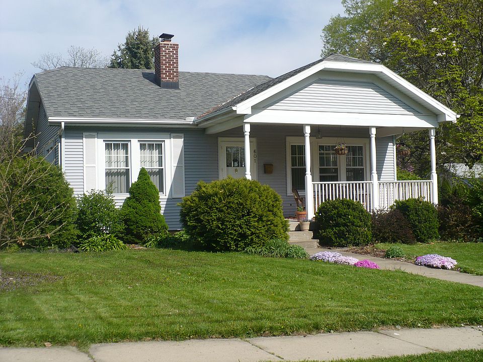 1st image of 601 S Darst St