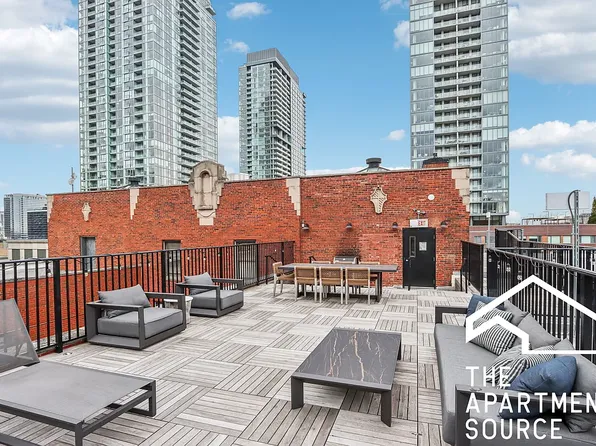 The Oliver on LaSalle