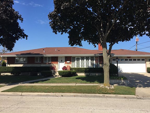 2nd image of 2501 Ernst St
