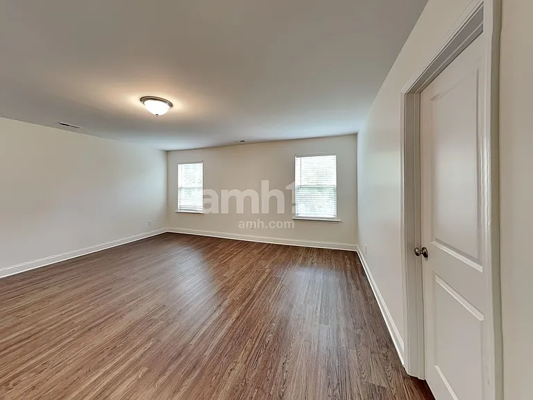 8034 Leonine Ct — Photo 19