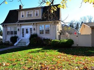 222 Madison Ave, Cresskill, NJ 07626