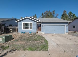 4560 Airport Ln, Sweet Home, OR 97386