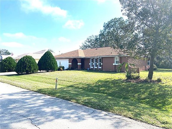 3rd image of 2613 Monza Dr