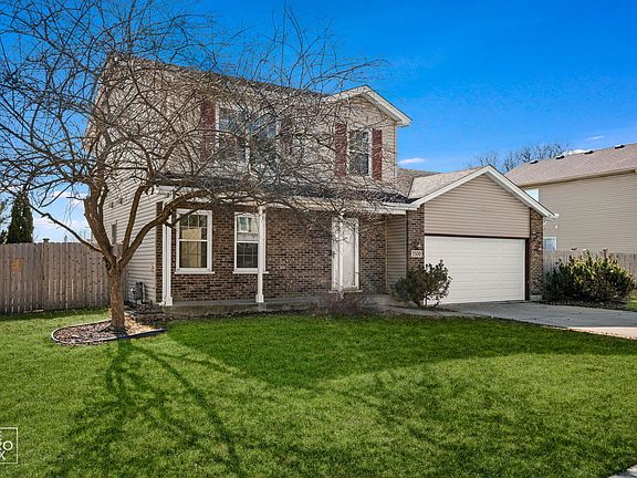2nd image of 5300 Lindenwood Cir