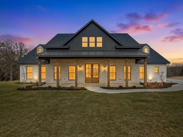 261 Zebrastone Way, Poolville, TX 76487