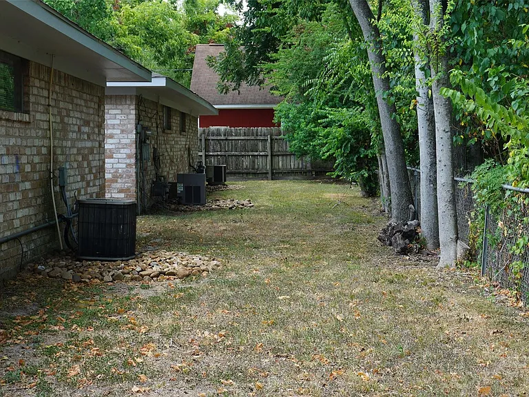 604 Wilson Rd #5 — Photo 17