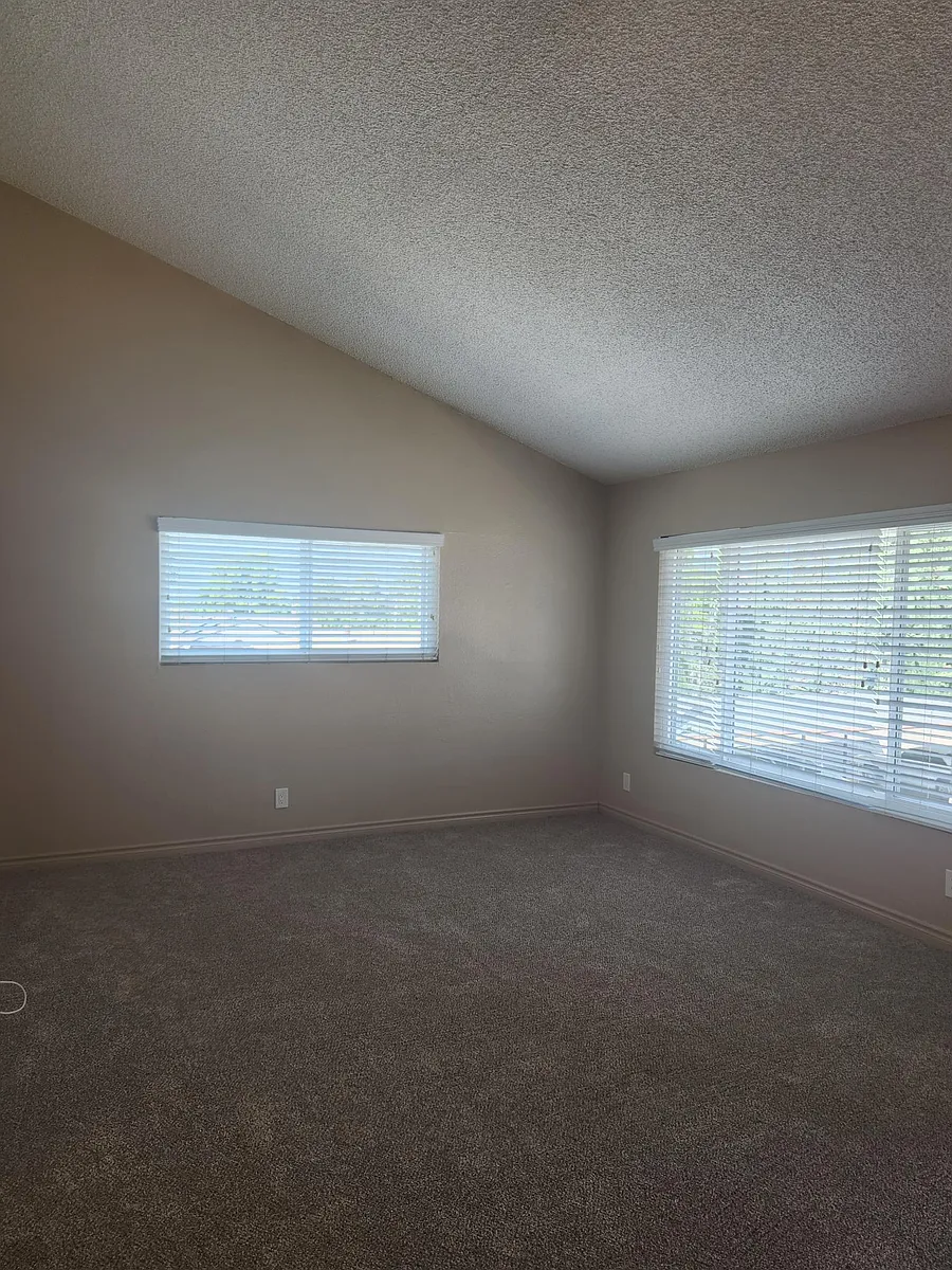 Building Photo - 5331 N Barranca Ave