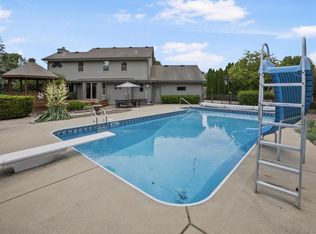 N53W16123 Whispering Way, Menomonee Falls, WI 53051