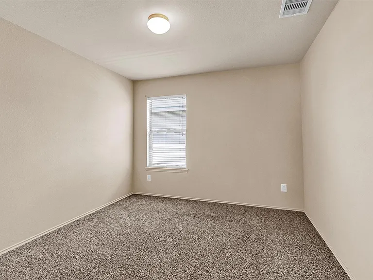 2119 Treasure Mountain Dr — Photo 21