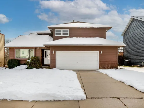 1113 Tewes Ln, Beach Park, IL 60099