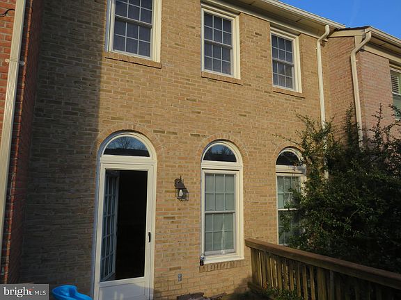 3rd image of 15310 Georgian Square Ct