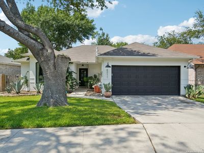 6211 John Chapman, San Antonio, TX, 78240