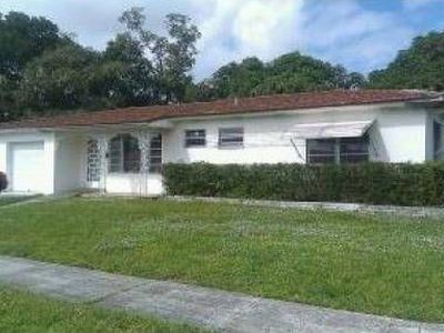 1295 NE 137th Ter, North Miami, FL, 33161