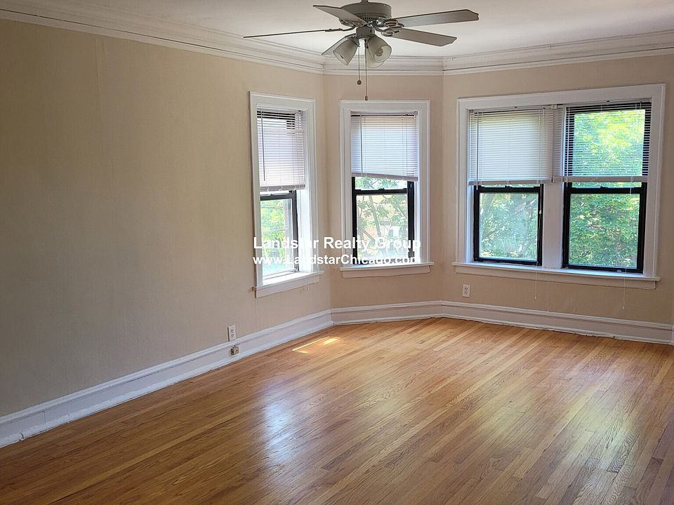 1st image of 4457 N Artesian Ave #3