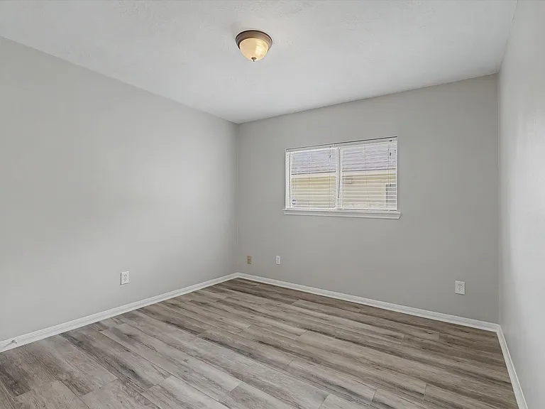 19206 Terra Forest Ct — Photo 23