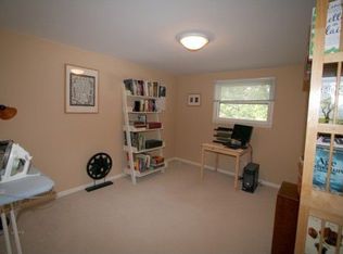 901 Center Dr, Ann Arbor, MI 48103