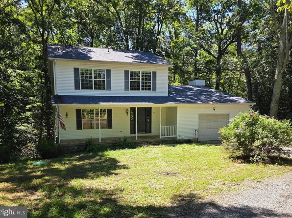 685 Hickok Trl, Lusby, MD 20657