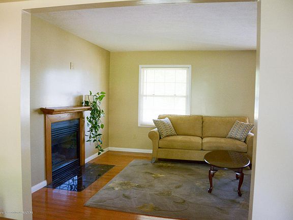 4th image of 4160 Archwood Dr