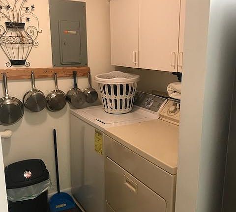 4th image of 340 Knotty Pine Cir APT C-1
