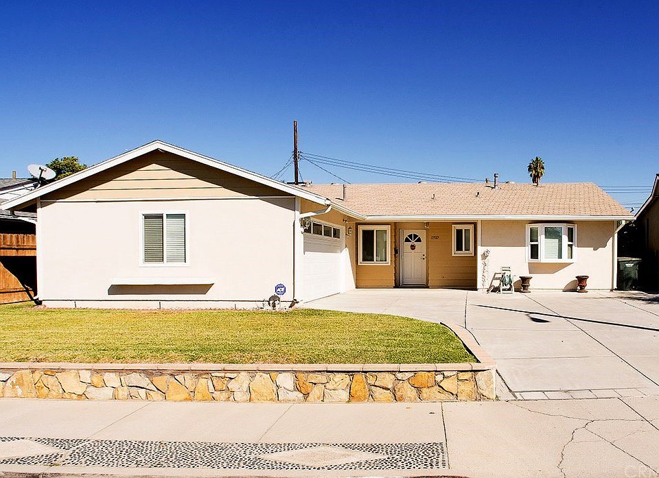 1st image of 15769 Harshaw Pl