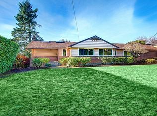 4059 85th Ave SE, Mercer Island, WA 98040