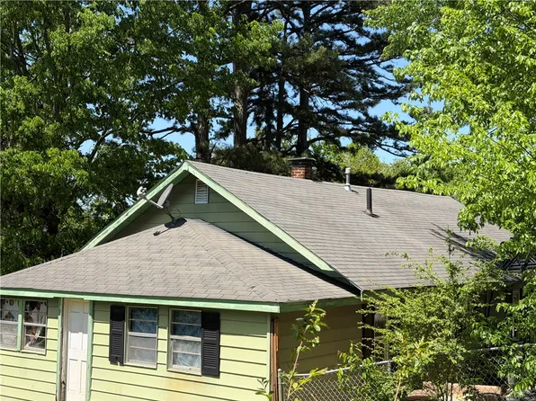 611 N Hughes St, Huntsville, AR 72740