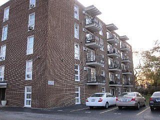 2nd image of 7227 W Higgins Ave