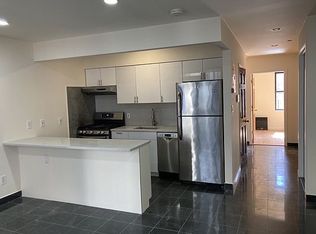 148 E Broadway #4A, New York, NY 10002
