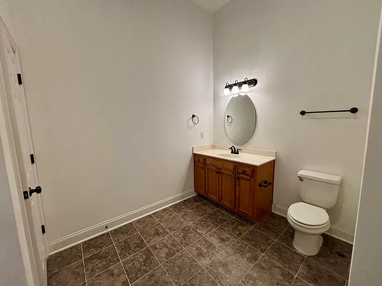 1204 Broad St #4 — Photo 10