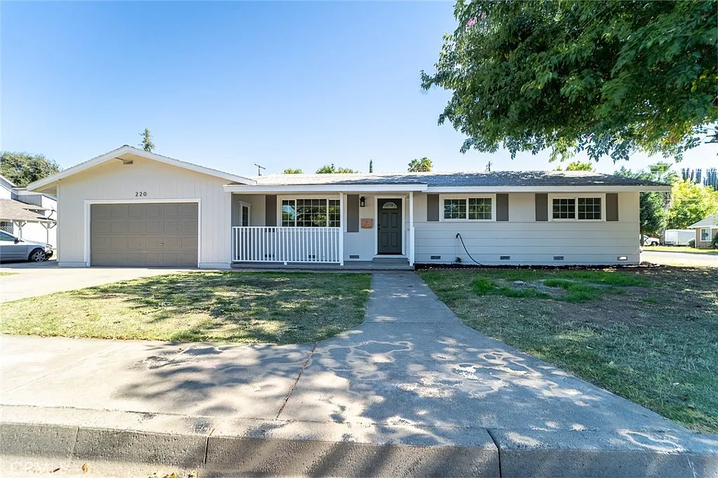 220 California St photo 1