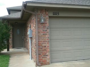 11115 SW 5th St, Yukon, OK 73099
