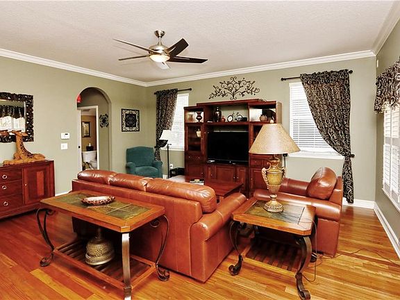 3rd image of 3144 Toscana Cir