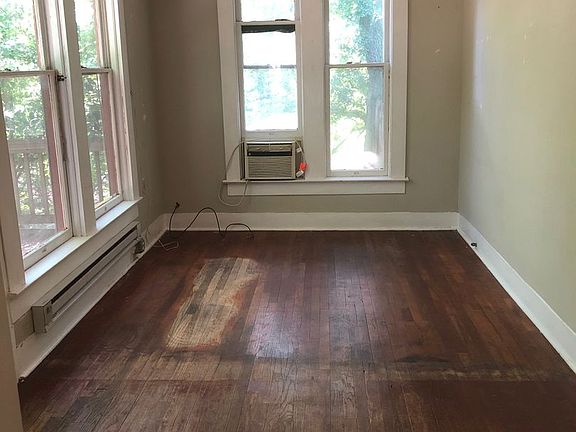 5th image of 3404 1/2 Grooms St