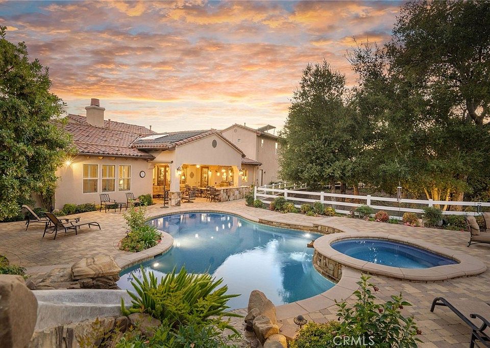 1st image of 15929 Mandalay Rd