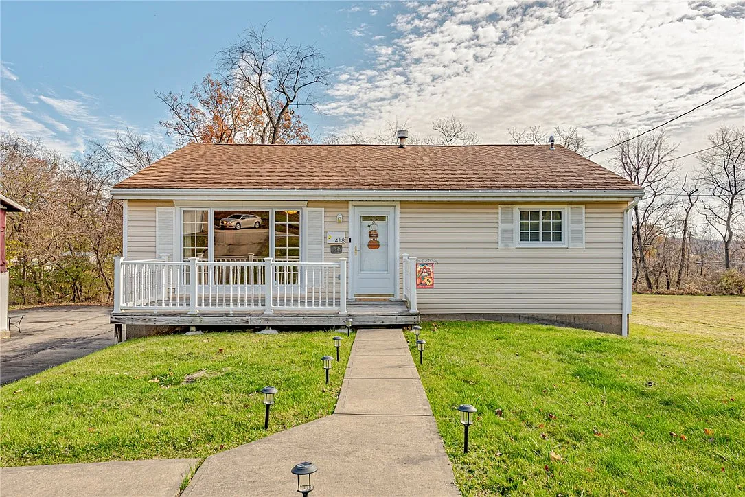 418 7th Street Ext photo 1