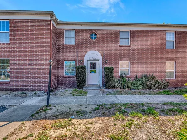 1122 84th Ter N APT A, Saint Petersburg, FL 33702