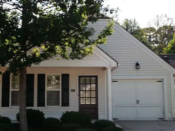 4932 Carson Glen Ln, Kennesaw, GA 30101