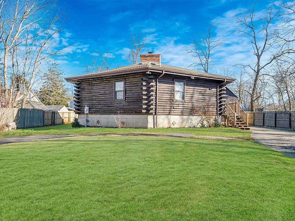 1st image of 115 Whittier Drive