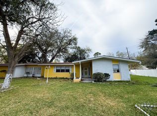 4011 Dryden Rd, Port Arthur, TX 77642