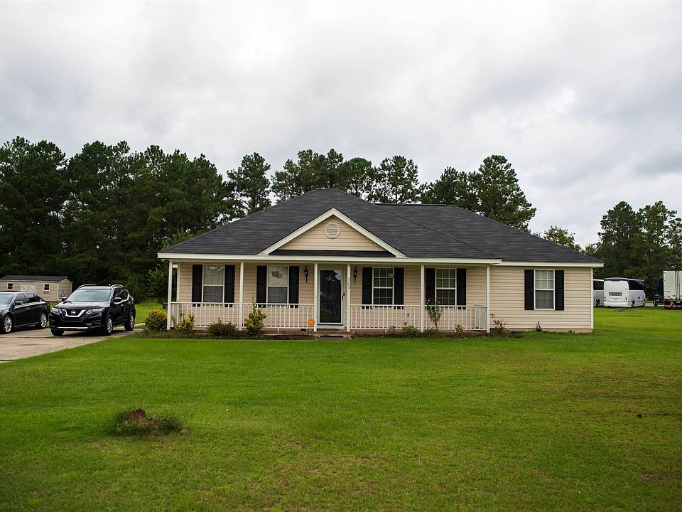 1st image of 303 Lombardi Ct